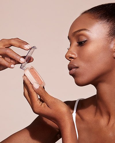 L'Oréal Paris SMINK FACE WOKE UP LIKE THIS Life is a peach BEAUTEV 114